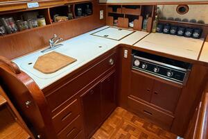 46ft Grand Banks Yacht For Sale