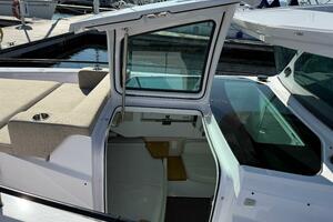 37ft Axopar Yacht For Sale