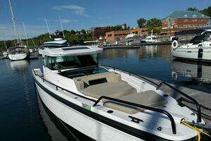  2025 Axopar 37 XC CROSS CABIN Yacht For Sale in Merritt Island FL