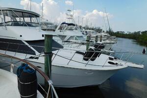 Driftwood 52ft Jefferson Yacht For Sale