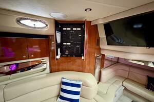 38ft Sea Ray Yacht For Sale