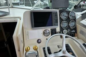30ft Pursuit Yacht For Sale