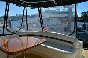 2007 Sea Ray 44 Sundancer thumbnail 38