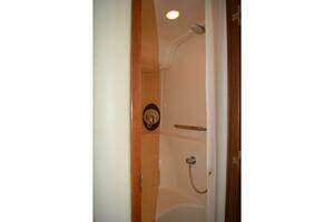 2007 Sea Ray 44 Sundancer thumbnail 82