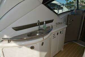 2007 Sea Ray 44 Sundancer thumbnail 40