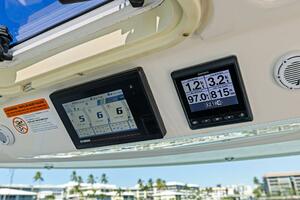 Luna B 38ft Tiara Yachts Yacht For Sale