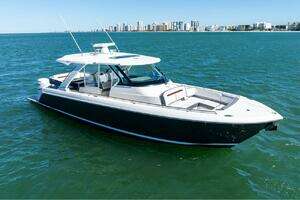 Luna B 2018 Tiara Yachts 38 LS Yacht For Sale in Naples FL