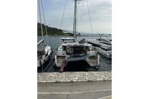 42ft Lagoon Yacht For Sale