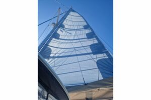 42ft Lagoon Yacht For Sale