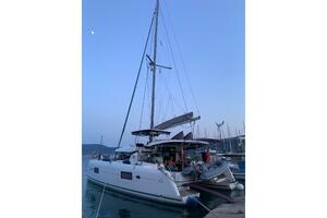 42ft Lagoon Yacht For Sale