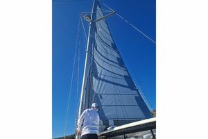 42ft Lagoon Yacht For Sale