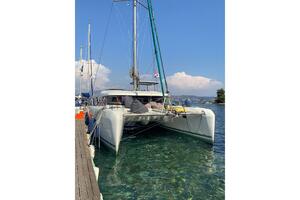 42ft Lagoon Yacht For Sale