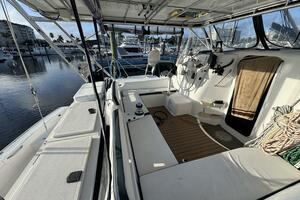 40ft Manta Yacht For Sale