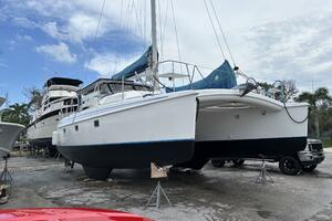 40ft Manta Yacht For Sale