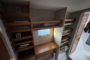 40ft Manta Yacht For Sale