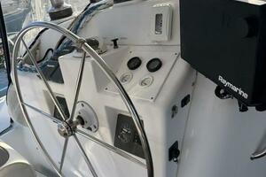40ft Manta Yacht For Sale
