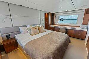 2018 Princess Y75 Motor Yacht thumbnail 5