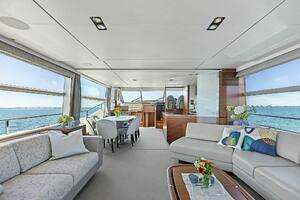 2018 Princess Y75 Motor Yacht thumbnail 8