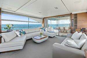 2018 Princess Y75 Motor Yacht thumbnail 9