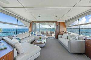 2018 Princess Y75 Motor Yacht thumbnail 7