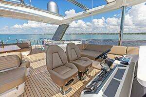 2018 Princess Y75 Motor Yacht thumbnail 48