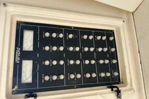 37ft Intrepid Yacht For Sale