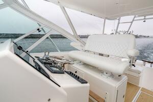 2008 Cabo 38 Express SHOW TIME - Helm