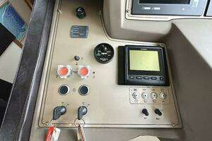 2014 Ferretti Yachts 530 thumbnail 18
