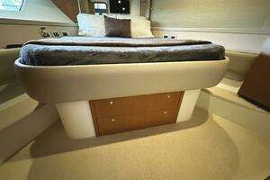 2014 Ferretti Yachts 530 thumbnail 33