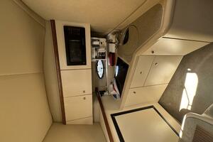 34ft Cruisers Yachts Yacht For Sale