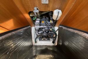 Monarch 35ft Hunter Yacht For Sale