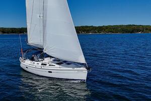 Monarch 35ft Hunter Yacht For Sale