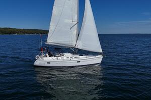 Monarch 35ft Hunter Yacht For Sale