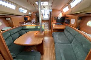 Monarch 35ft Hunter Yacht For Sale