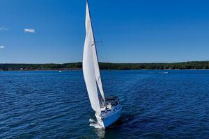 Monarch 35ft Hunter Yacht For Sale