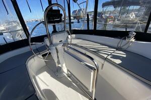 Monarch 35ft Hunter Yacht For Sale