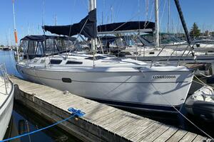 Monarch 35ft Hunter Yacht For Sale
