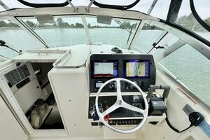 28ft Pursuit Yacht For Sale