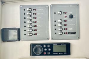 28ft Pursuit Yacht For Sale 28ft Pursuit Yacht For Sale