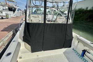 28ft Pursuit Yacht For Sale
