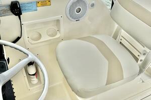 28ft Pursuit Yacht For Sale