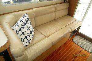 1994 Sabreline Sedan Flybridge thumbnail 38