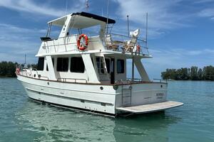 Serenea 44ft Explorer Motor Yachts Yacht For Sale