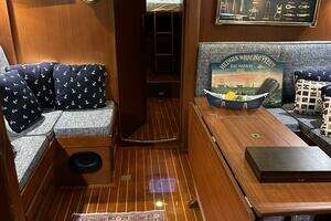 1984 Hallberg-Rassy thumbnail 22