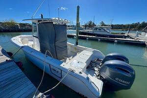 25ft Sea Hunt Yacht For Sale