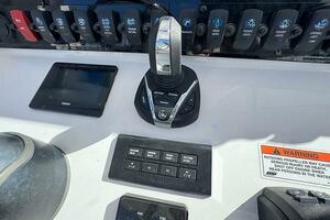 25ft Sea Hunt Yacht For Sale