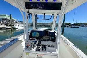 25ft Sea Hunt Yacht For Sale