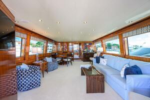SAPPHIRE 72ft Hatteras Yacht For Sale