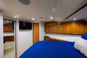 SAPPHIRE 72ft Hatteras Yacht For Sale