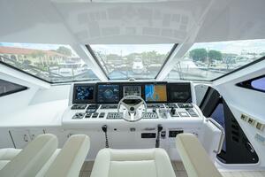 SAPPHIRE 72ft Hatteras Yacht For Sale